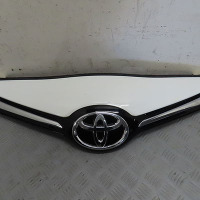 Calandre Toyota AVENSIS Break (_T27_) 1.6 d4-d (wwt270_) (2015-2018)