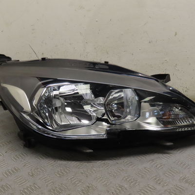 Phare droit Peugeot 308 SW II (LC_, LJ_, LR_, LX_, L4_) 1.6 bluehdi 100 (2014-2021)