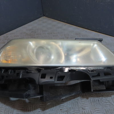 Phare droit Renault MEGANE II Break (KM0-1_) 1.5 dci (km1f) (2005-2009)