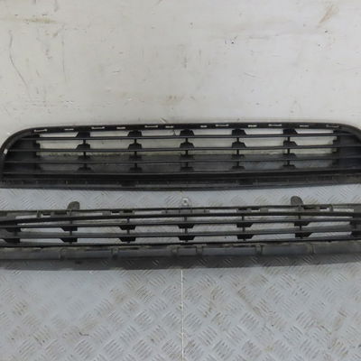 Grille pare-choc av Peugeot PARTNER TEPEE 1.6 hdi (2010)