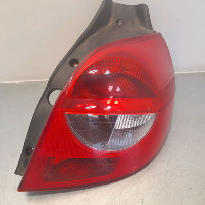 Feu arrière droit RENAULT CLIO III