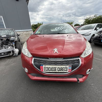 Pare-choc avant Peugeot 208 I (CA_, CC_) 1.6 hdi (2012) 5 portes