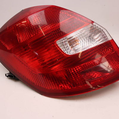 Feu arrière gauche Skoda FABIA II Combi (545) 1.4 tdi (2007-2010)