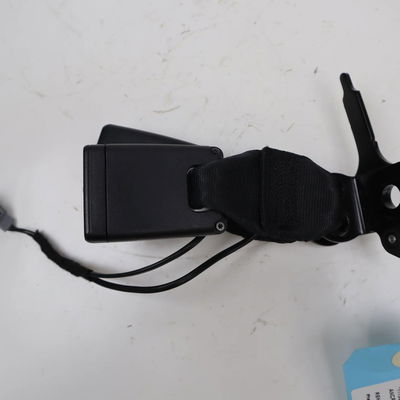 Ancrage ceinture arrière droit Renault MEGANE IV 3-5 portes (B9A-M-N_) 1.5 dci 110 (b9a3) (2015)