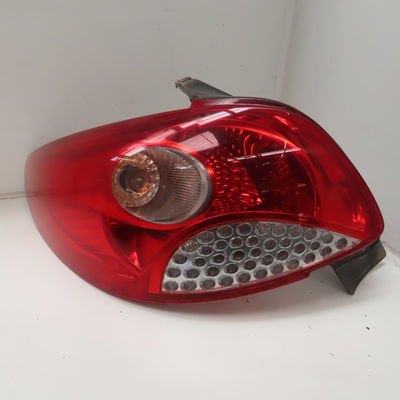 Feu arrière gauche Peugeot 206 (2L_, 2M_) 1.4 i (2010-2013)