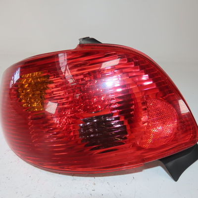 Feu arrière gauche Peugeot 206 3-5 portes (2A-C) 1.1 i (1998-2007)