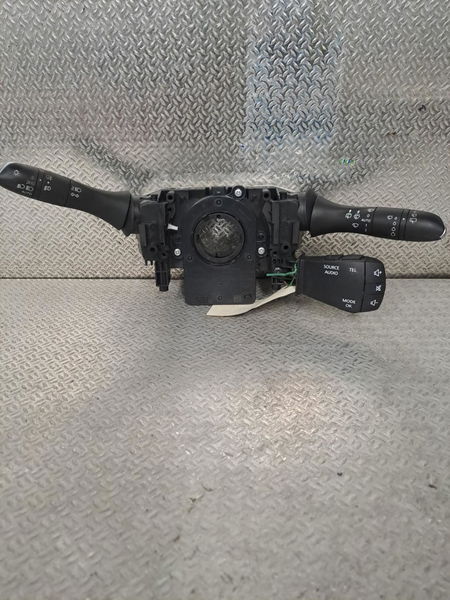 Interrupteur commande de frein a main RENAULT MEGANE 4  0