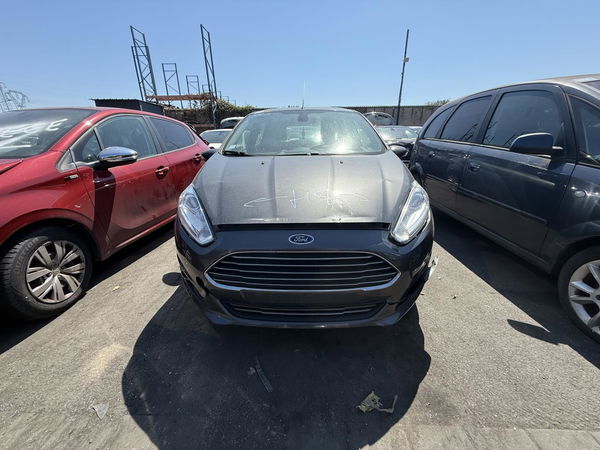 Pare-choc avant Ford FIESTA VI (CB1, CCN) 1.5 tdci (2012-2017)