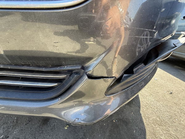 Pare-choc avant Ford FIESTA VI (CB1, CCN) 1.5 tdci (2012-2017)