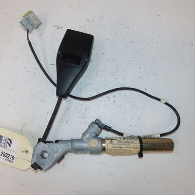 Ancrage ceinture avant droit Renault CLIO II (BB_, CB_) 1.4 16v (b-cb0p, bb13) (2000-2008) 5 portes