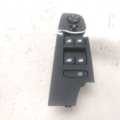 Commande lève-glace porte avant gauche Citroën C4 PICASSO II 1.6 bluehdi 120 (2014)