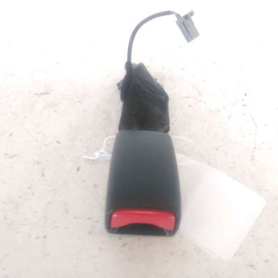 Ancrage ceinture arrière droit Renault CAPTUR I (J5_, H5_) 0.9 tce 90 (2013) 5 portes