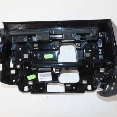Console Peugeot 308 III (FB_, FH_, FP_, F3_) Puretech 130 (fphnsl, fphnst) (2021)