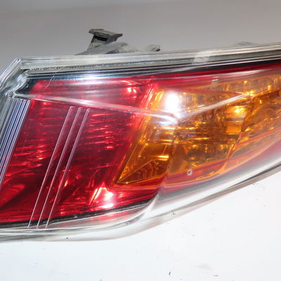 Feu arrière droit Honda CIVIC VIII Hatchback (FN, FK) 2.2 ctdi (fk3) (2005) 5 portes