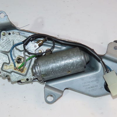 Moteur essuie-glace arrière Renault MEGANE I (BA0-1_) 1.6 e (ba0f, ba0s) (1996-1999)