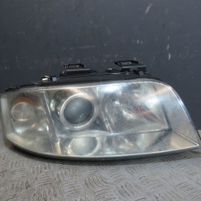 Phare droit Audi A6 C5 (4B2) 2.5 tdi quattro (1997-2005)