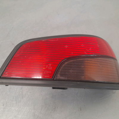 Feu arrière droit PEUGEOT 306