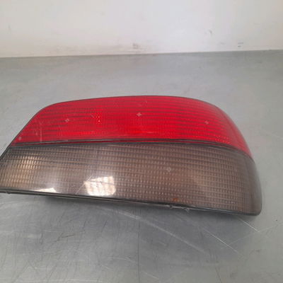 Feu arrière droit PEUGEOT 306