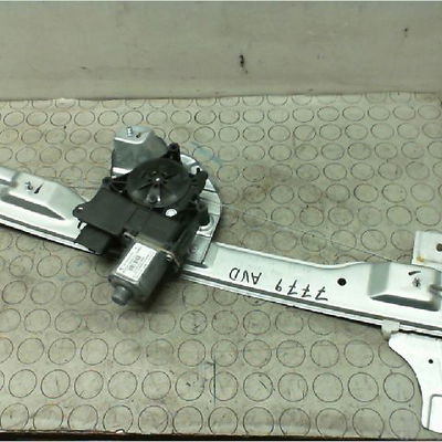 Mecanisme  moteur lève-glace avant droit Peugeot 208 I (CA_, CC_) 1.2 thp 110 (2013)