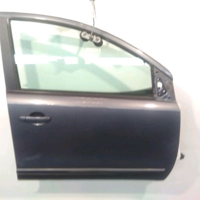 Porte avant droite Nissan NOTE (E11, NE11) 1.4 (2006-2012)