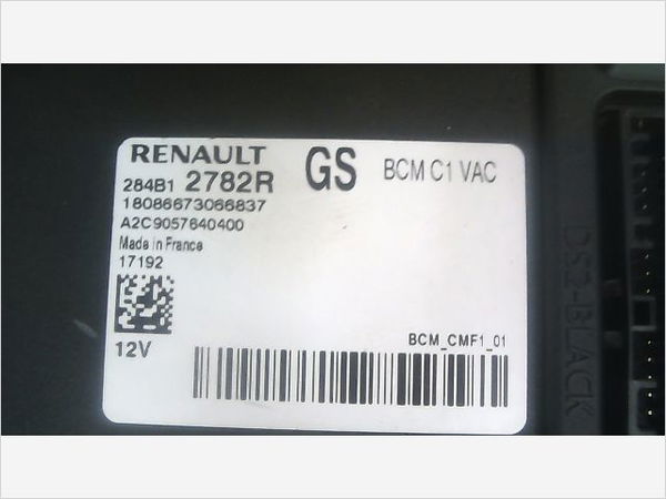 Platine fusible habitacle Renault MEGANE IV 3-5 portes (B9A-M-N_) 1.2 tce 100 (b9ms) (2015)