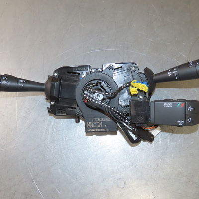 Bloc commodos Renault CLIO IV (BH_) 1.5 dci 90 (2012) 5 portes