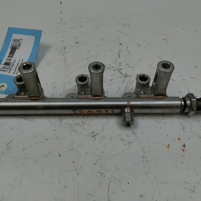 Rampe injection Peugeot 308 II (LB_, LP_, LW_, LH_, L3_) 1.2 thp 130 (2013-2021)