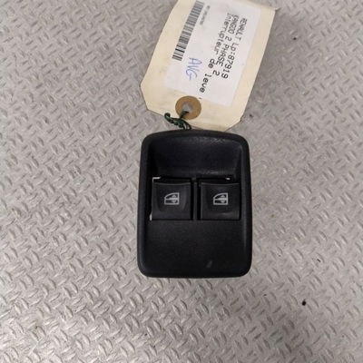 Commande lève-glace porte avant gauche RENAULT KANGOO 2  KANGOO 2 PHASE 2
