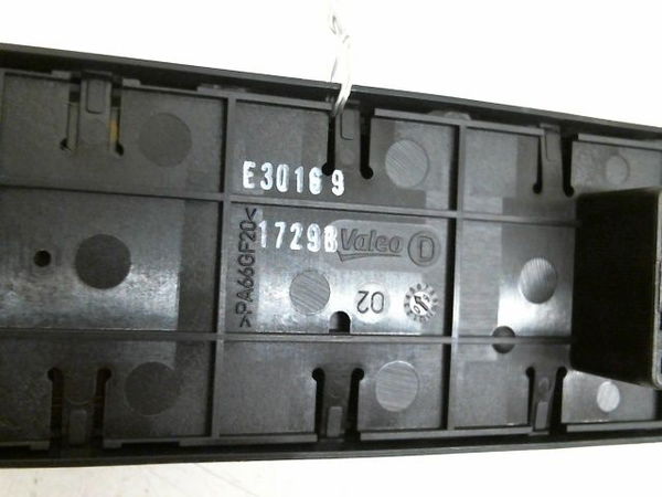 Commande lève-glace porte avant gauche Renault LAGUNA III (BT0-1) 1.5 dci (bt00, bt0a, bt0t, bt1j) (2007-2015) 5 portes