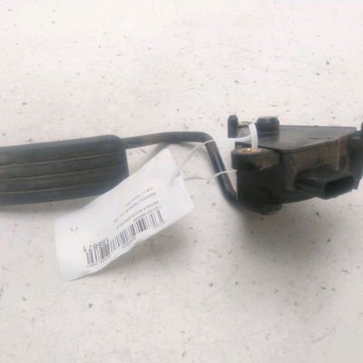 Pedale accelerateur Renault MODUS - GRAND MODUS (F-JP0_) 1.2 (jp0c, jp0k, fp0c, fp0k, fp0p, jp0p, jp0t) (2004) 5 portes