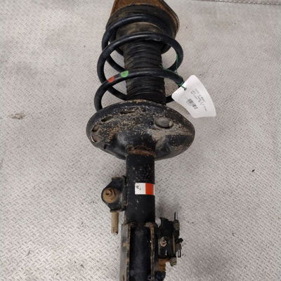 Amortisseur avant gauche Toyota AURIS (_E15_) 2.0 d-4d (ade150_) (2006-2012)