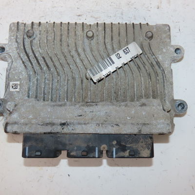 Calculateur moteur Peugeot 206 3-5 portes (2A-C) 1.4 i (1998-2012) 3 portes