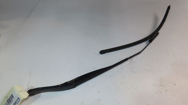Bras essuie-glace avant gauche Renault CLIO III Grandtour (KR0-1_) 1.5 dci (2010-2012)