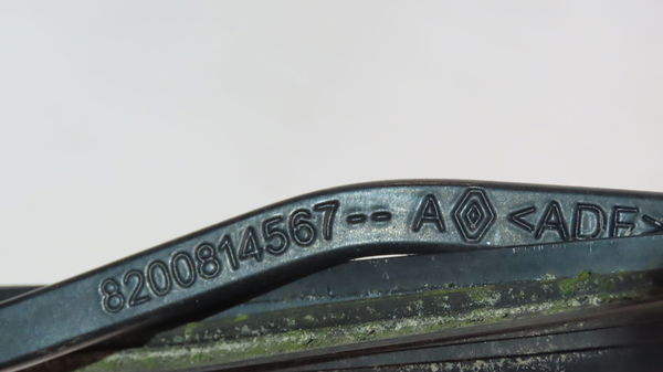 Bras essuie-glace avant gauche Renault CLIO III Grandtour (KR0-1_) 1.5 dci (2010-2012)