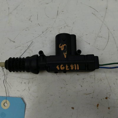 Actionneur portillon aile ard Peugeot 405 II (4B) 1.8 (1992-1995)