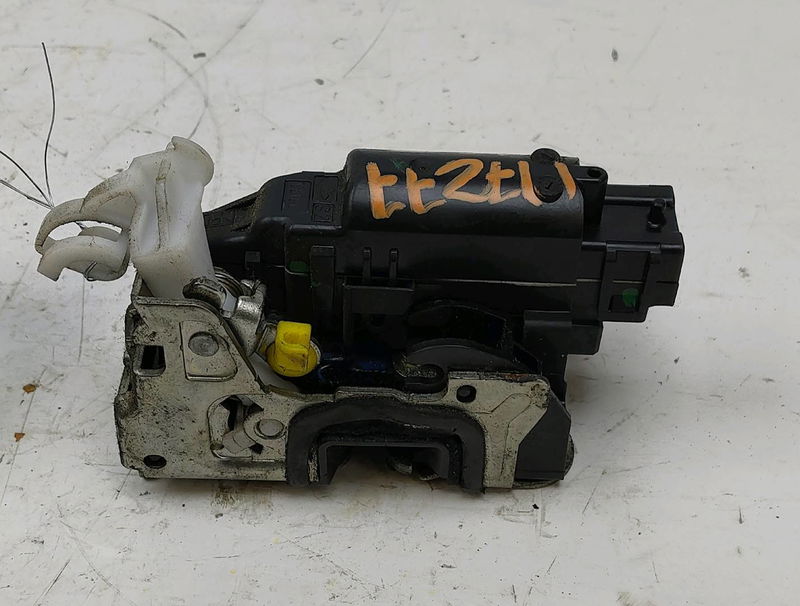 Serrure porte arg Dacia LODGY (JS_) 1.2 tce (jsay, jsm0) (2012)