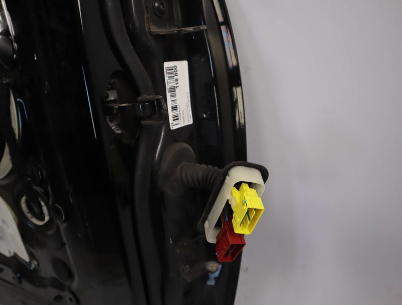 Porte avant gauche Peugeot 308 II (LB_, LP_, LW_, LH_, L3_) 1.6 hdi (2013-2021)