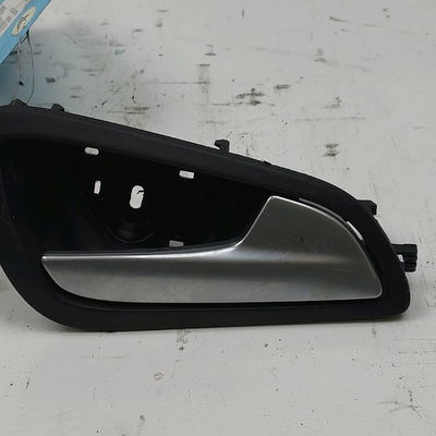 Poignee int porte avd Ford FOCUS III 1.5 tdci (2014-2017)