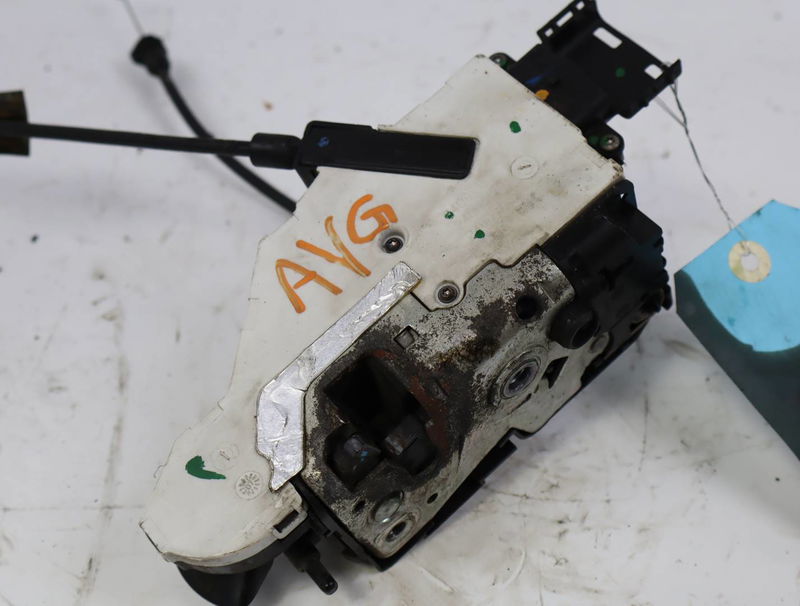 Serrure porte avg Peugeot 207-207 (WA_, WC_) 1.6 hdi (2006-2013) 5 portes