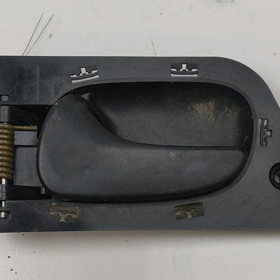 Poignee int porte avg Renault LAGUNA I (B56_, 556_) 2.2 d (b56f-2) (1993-2001)