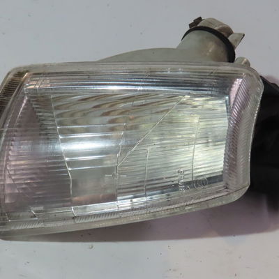 Clignotant droit Peugeot 205 II (20A-C) 1.0 (1987-1998)