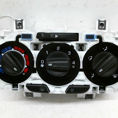 Commande de chauffage Lancia YPSILON (312_) 1.2 (312.pxa1a, 312.yxa1a) (2011)