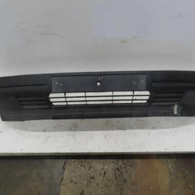 Pare-choc avant Peugeot 309 I (10C, 10A) 1.3 (1985-1989)