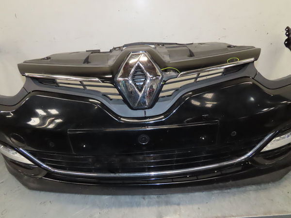 Pare-choc avant Renault MEGANE IV 3-5 portes (B9A-M-N_) 1.5 dci 110 (b9a3) (2015)