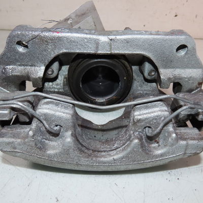 Etrier de frein avant droit Renault CLIO V (B7_) 1.5 blue dci 100 (b7ad) (2021)