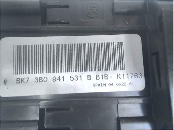 Commande eclairage Skoda ROOMSTER (5J7) 1.9 tdi (2006-2010) 5 portes