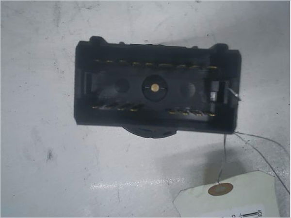 Commande eclairage Skoda ROOMSTER (5J7) 1.9 tdi (2006-2010) 5 portes