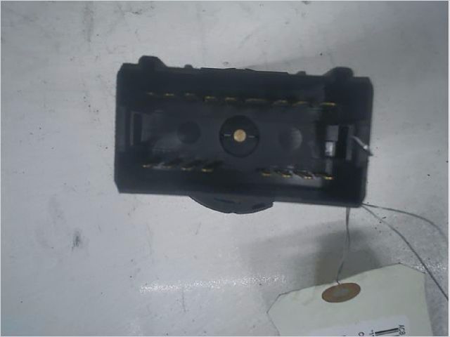 Commande eclairage Skoda ROOMSTER (5J7) 1.9 tdi (2006-2010) 5 portes