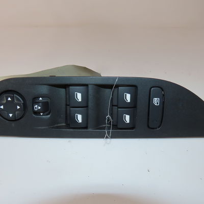 Commande lève-glace porte avant gauche Peugeot 2008 II (UD_, US_, UY_, UK_) 1.2 puretech 130 (2019)