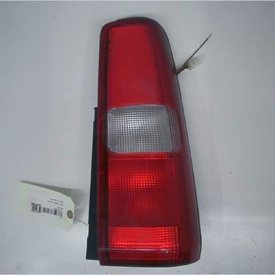 Feu arrière droit Suzuki JIMNY Véhicule tout terrain fermé (SN) 1.5 ddis 4wd (sn415d) (2003)